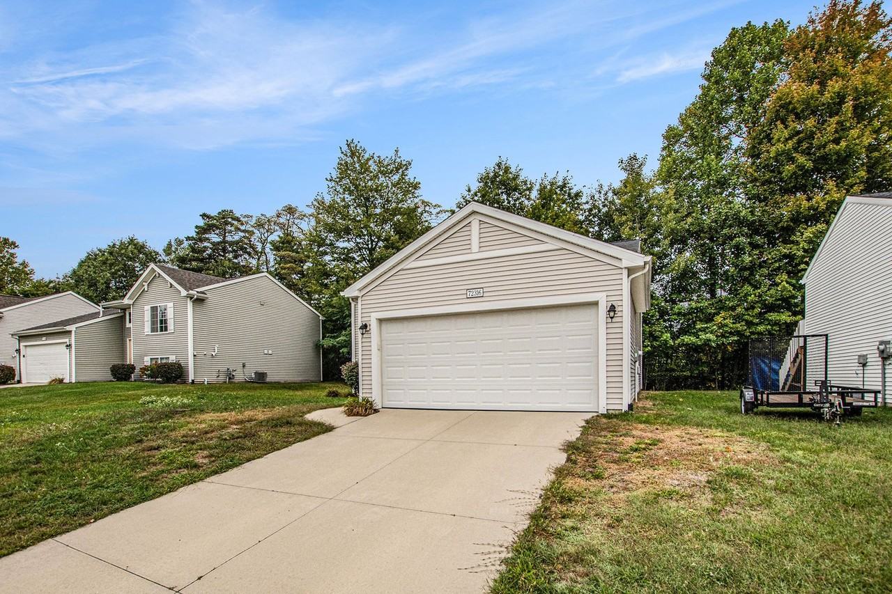 72316 Beacon Ct - Photo 4 of 28