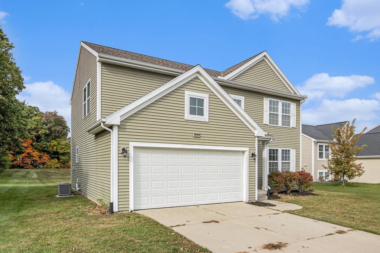 59564 Ravenna Dr - Photo 2 of 30