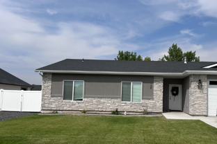 108 Centennial Ct - Photo 1 of 1