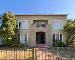 featured image of 906 Hoffman Ave