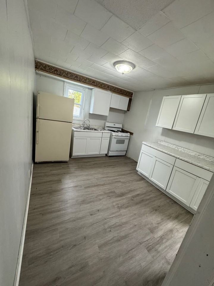 1212 59th St - Photo 6 of 8