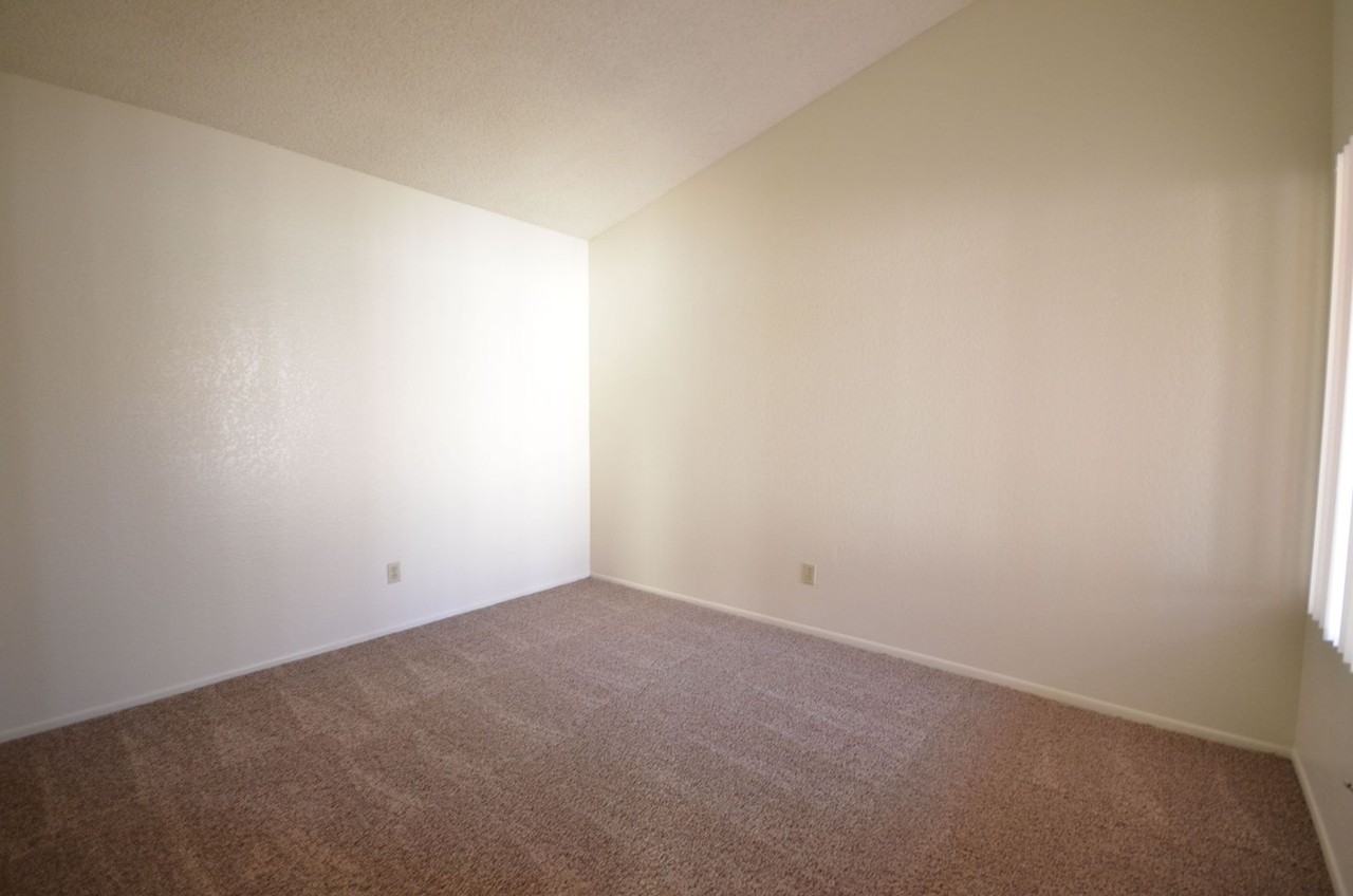 3923 Denver Street - Photo 6 of 14