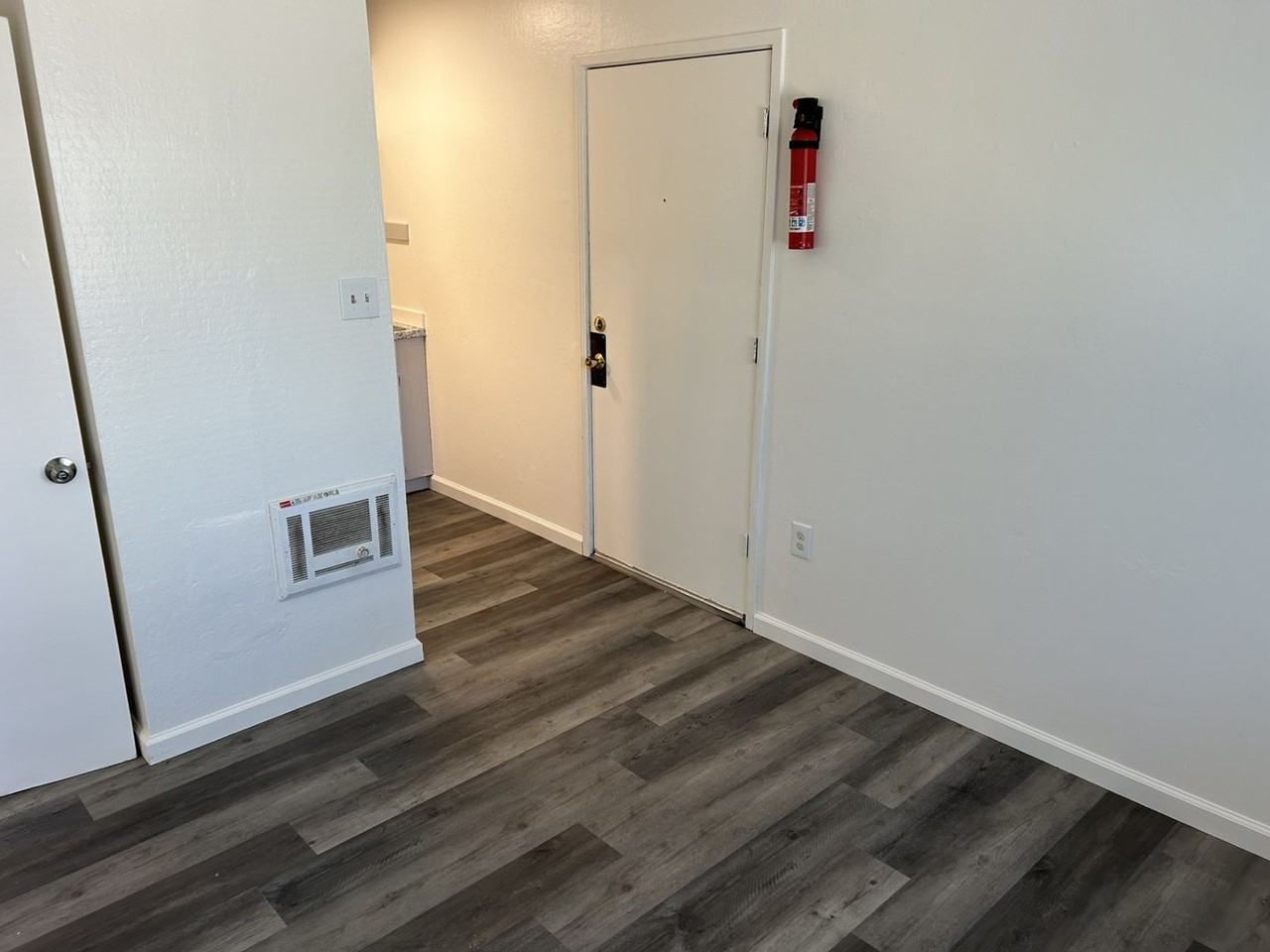 218 Mississippi St #D - Photo 5 of 13