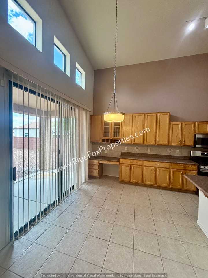 10593 East Avalon Park Street - Photo 6 of 27