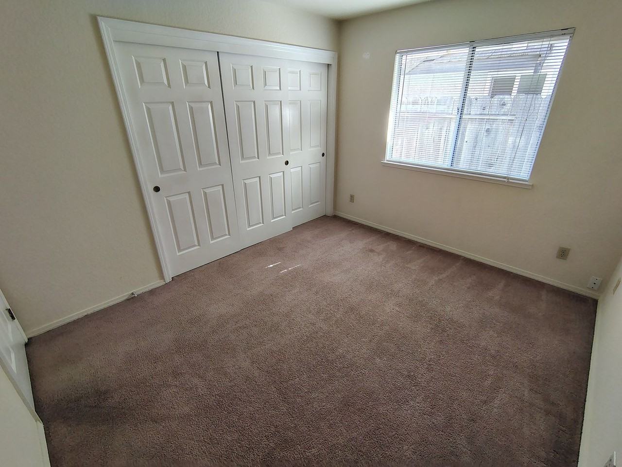 3108 Snyder Ave - Photo 6 of 13