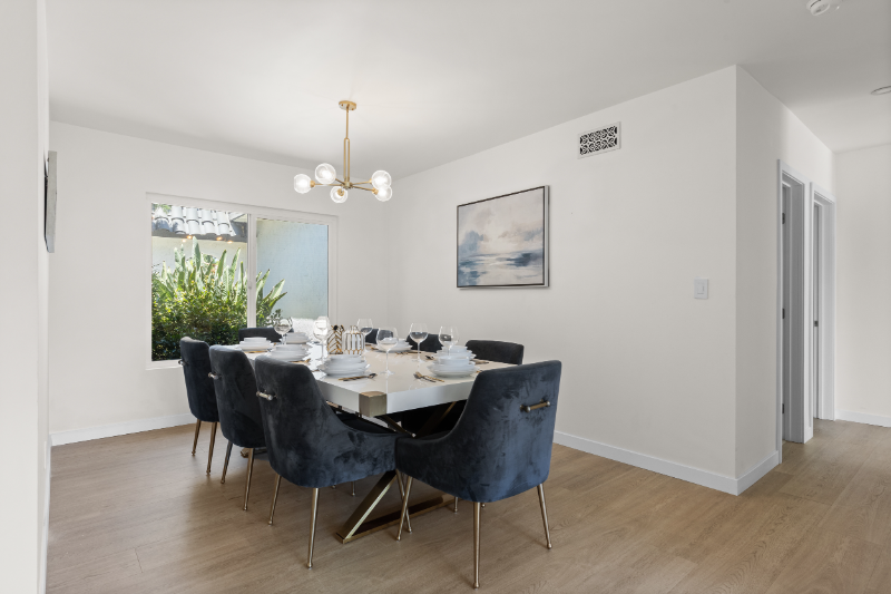 9038 Whitaker Avenue - Photo 4 of 22