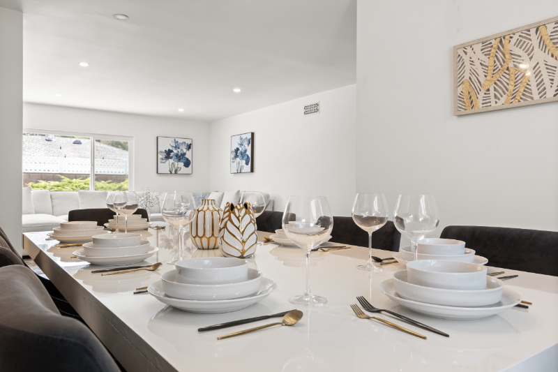 9038 Whitaker Avenue - Photo 5 of 22