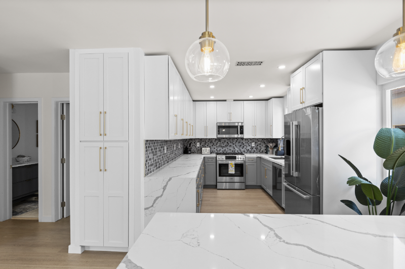 9038 Whitaker Avenue - Photo 6 of 22