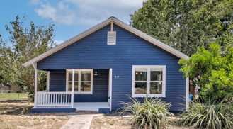 917 W 4th St - Photo 1 of 1