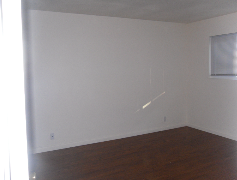 1380 Old Stone Way - Photo 3 of 10