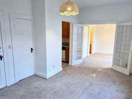 featured image of 1115 W Washington St