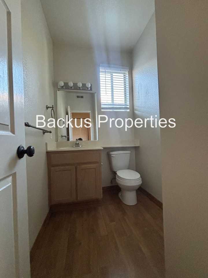 21113 Country Park Road - Photo 7 of 30