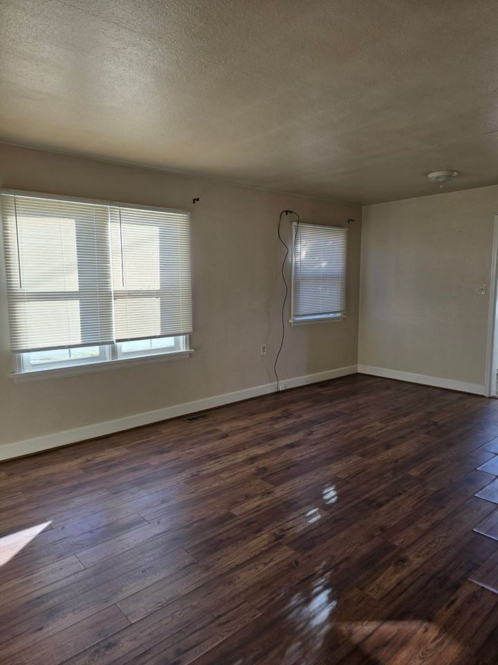 1930 E 2nd St - Photo 2 of 17