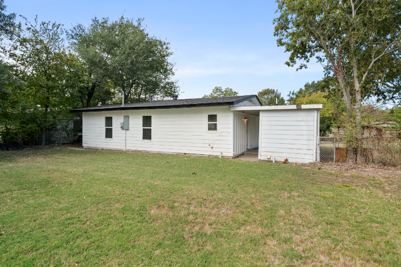 3003 Williams Dr - Photo 7 of 38