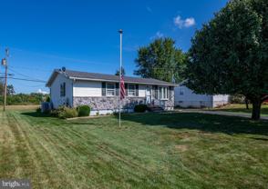 29 Maywood Ave - Photo 1 of 1