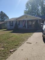 featured image of 1168 Leonard Dr #1