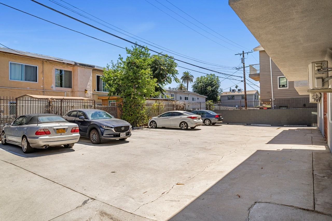 Trojan House - Photo 2 of 2