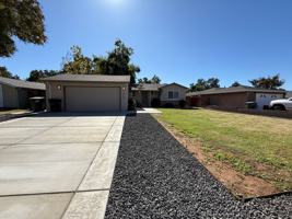 featured image of 6918 Lincoln Oaks Dr