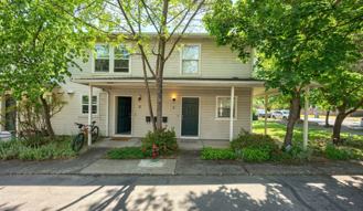 132 Van Ness Ave - Photo 1 of 1