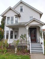 featured image of 44 Maple Ave