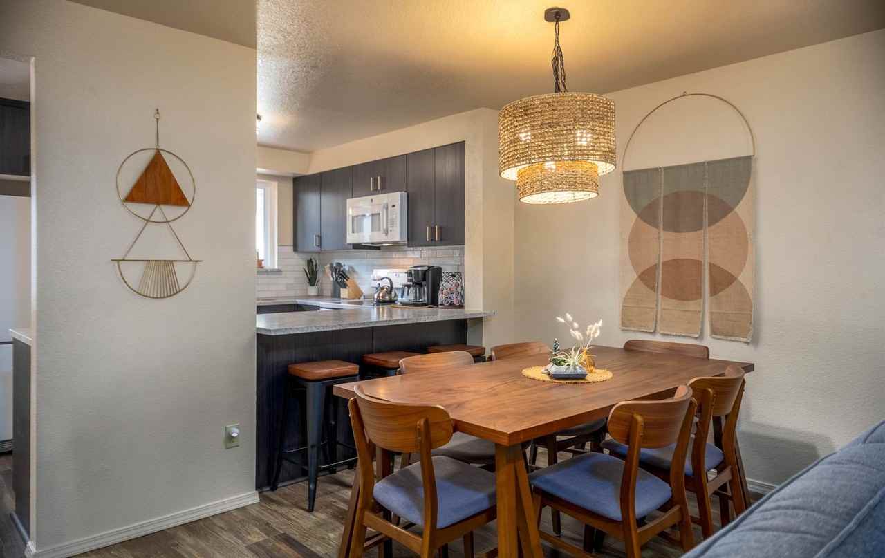 1964 E Old Saybrook Ln - Photo 5 of 19