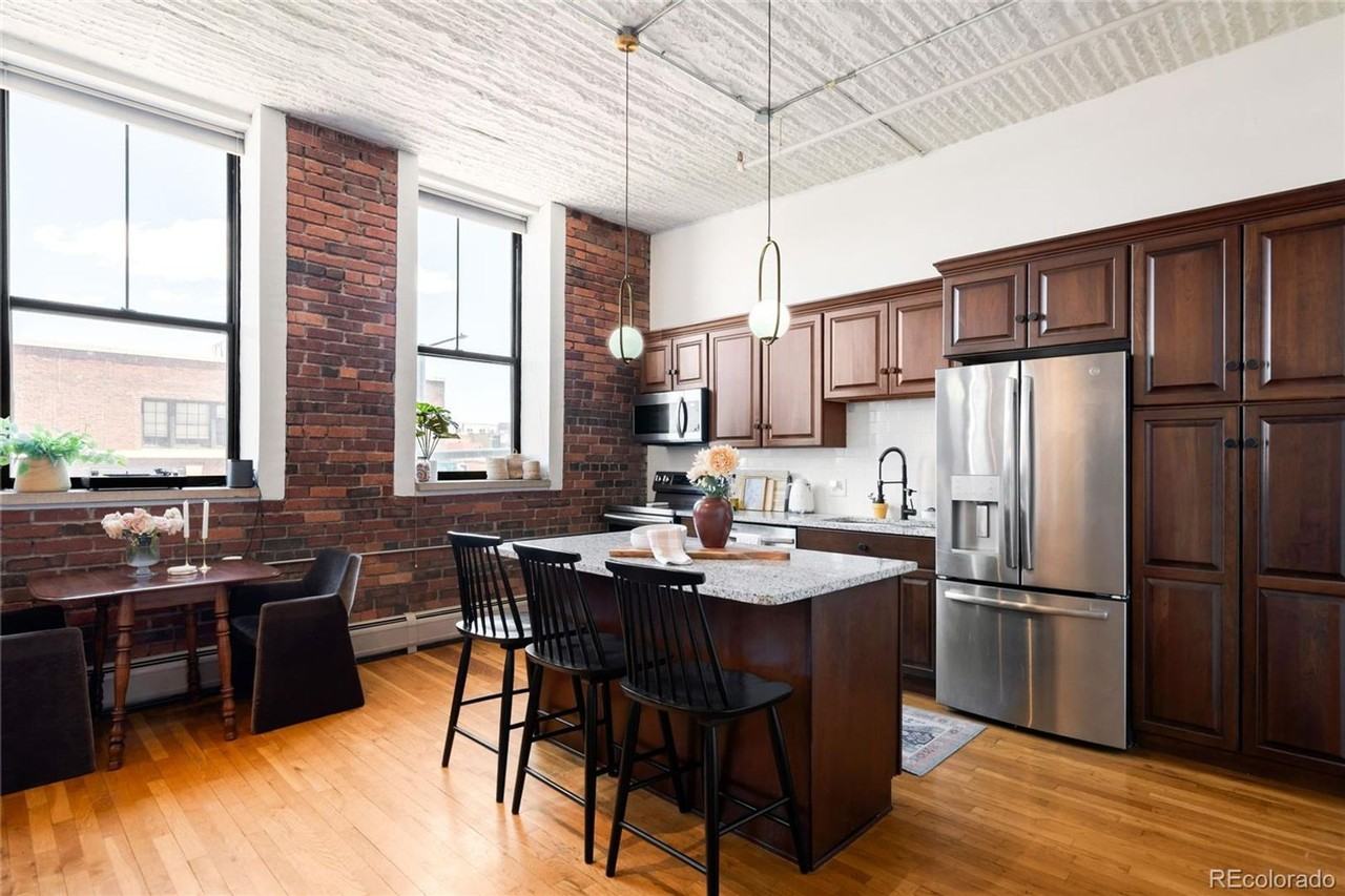 2261 Blake St - Photo 4 of 12