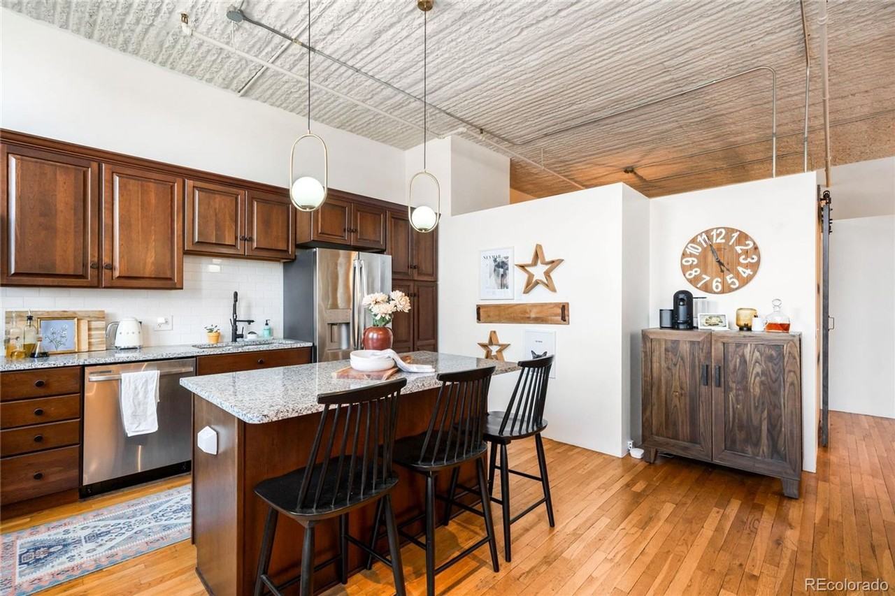 2261 Blake St - Photo 5 of 12