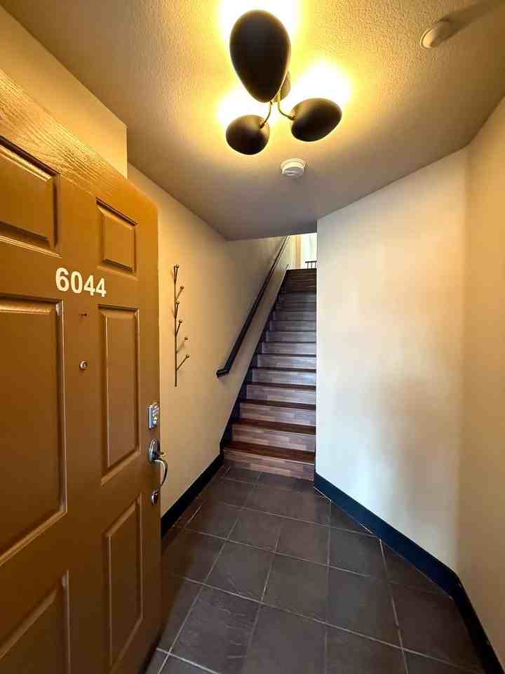 6044 Old Quarry Loop - Photo 2 of 31