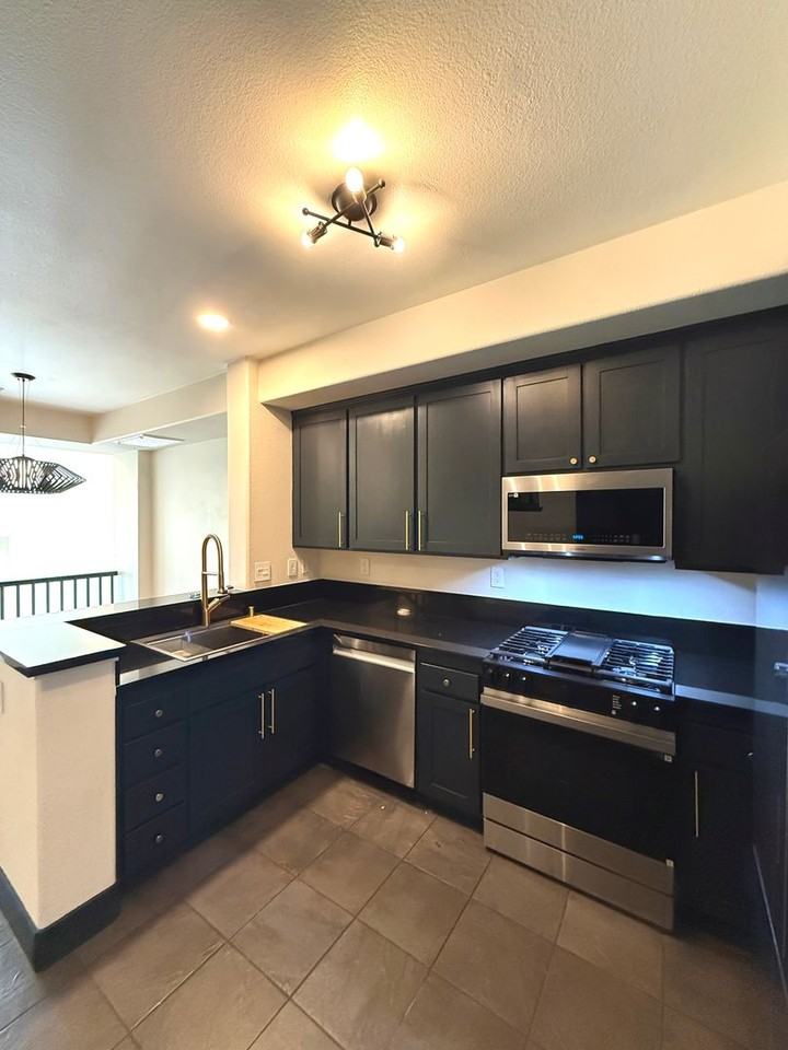 6044 Old Quarry Loop - Photo 6 of 31