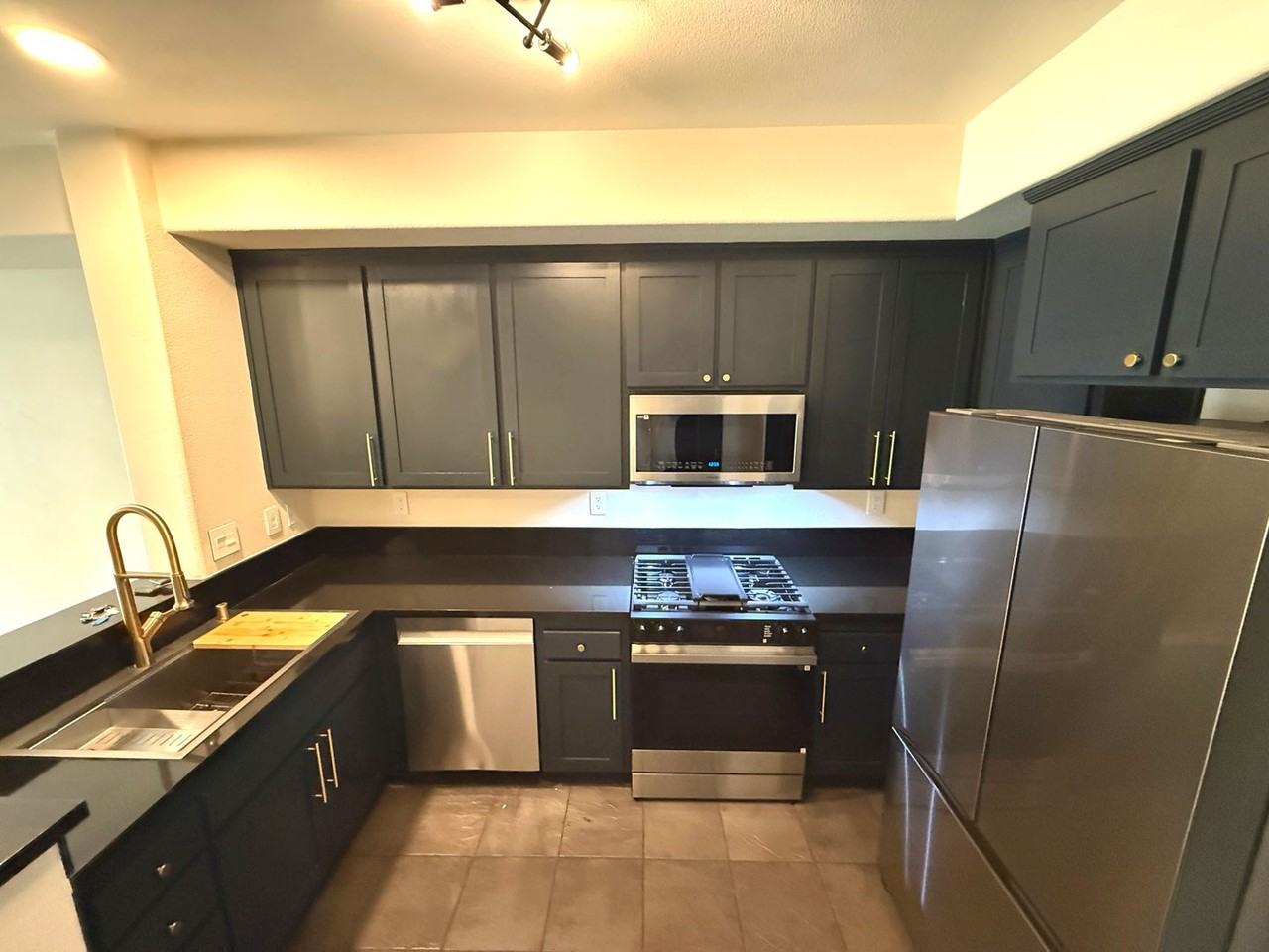 6044 Old Quarry Loop - Photo 7 of 31