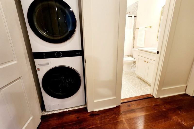 2320 Saint Philip St - Photo 5 of 8