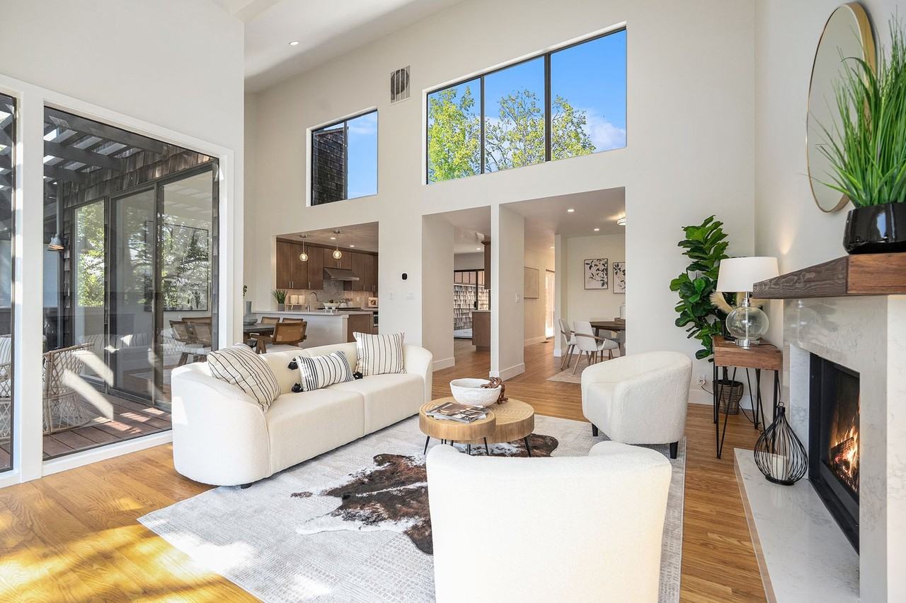 218 The Knl - Photo 3 of 15