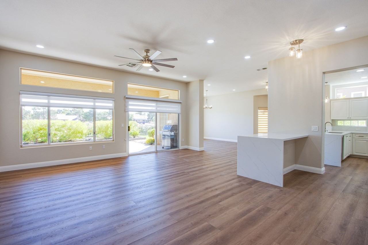 2660 Crown Ridge Dr - Photo 2 of 50