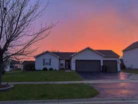 1908 Daybreak Ln - Photo 1 of 1