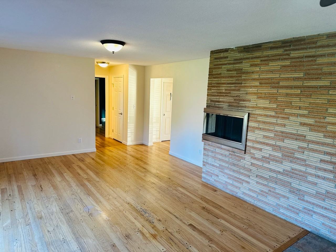 202 Nw 179th St - Photo 6 of 26