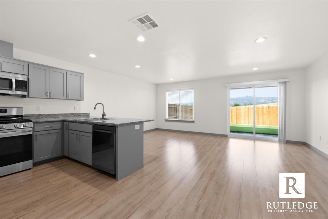 165 Bailee Way - Photo 4 of 15