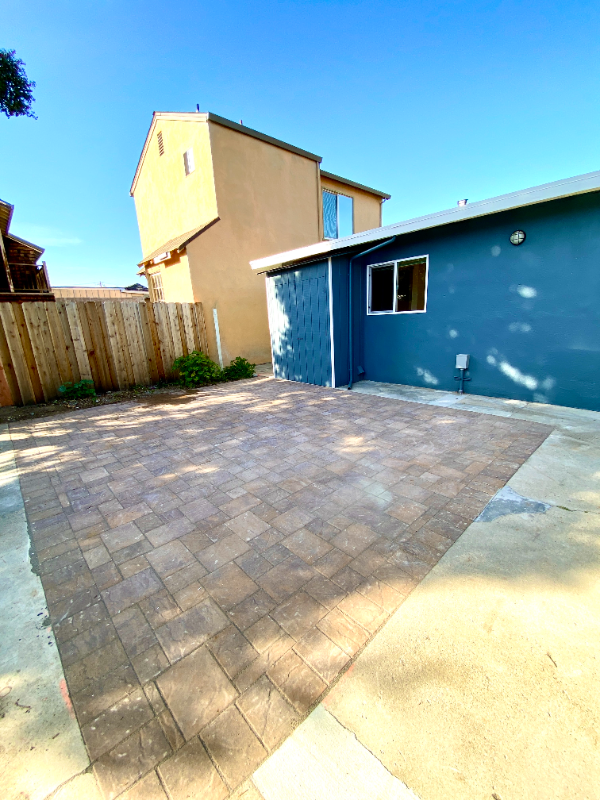 635 North Delaware Street #635B - Photo 3 of 13