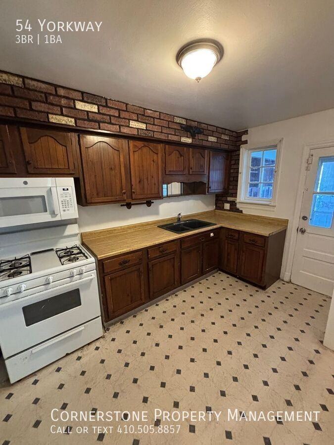 54 Yorkway - Photo 6 of 8