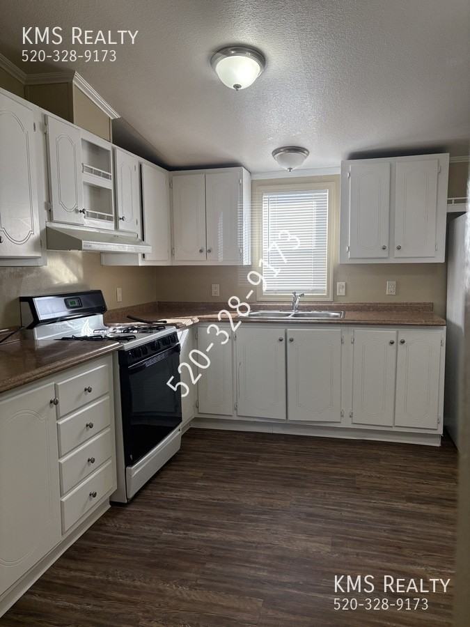 5263 South Caitlin Way - Photo 3 of 17