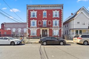 featured image of 35 Butler Ave