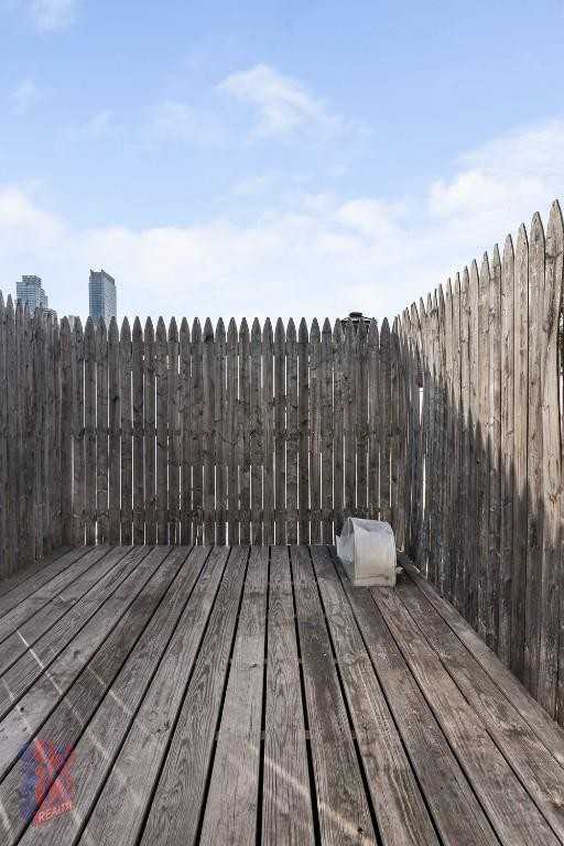 653 9th Avenue - Photo 4 of 10