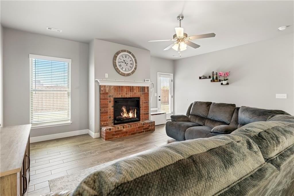 2041 Tallgrass Ter - Photo 2 of 27