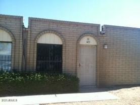 423 S Mitchell Dr #B - Photo 1 of 1