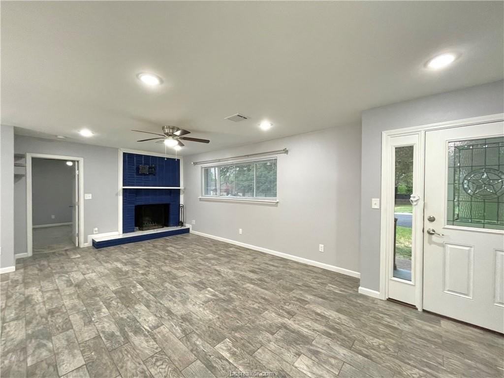 1507 E 25th St - Photo 3 of 36