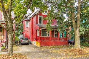 featured image of 81 Oxford St Unit 1 #1