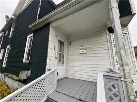 featured image of 240 Bridge St