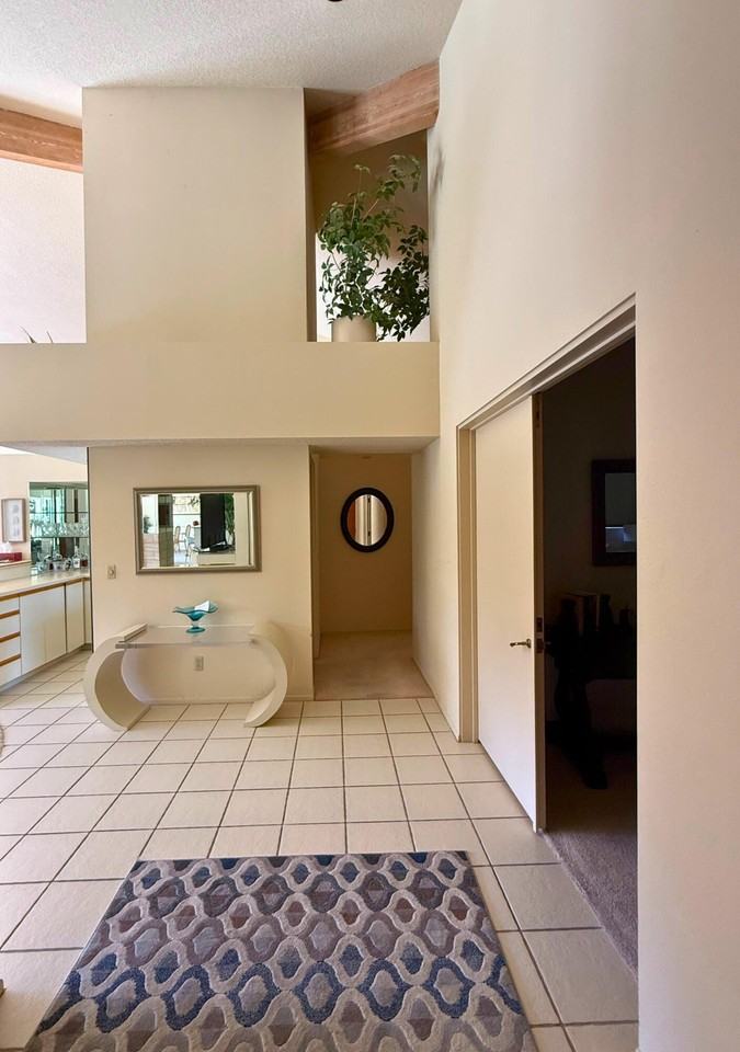 253 Kavenish Way - Photo 5 of 30