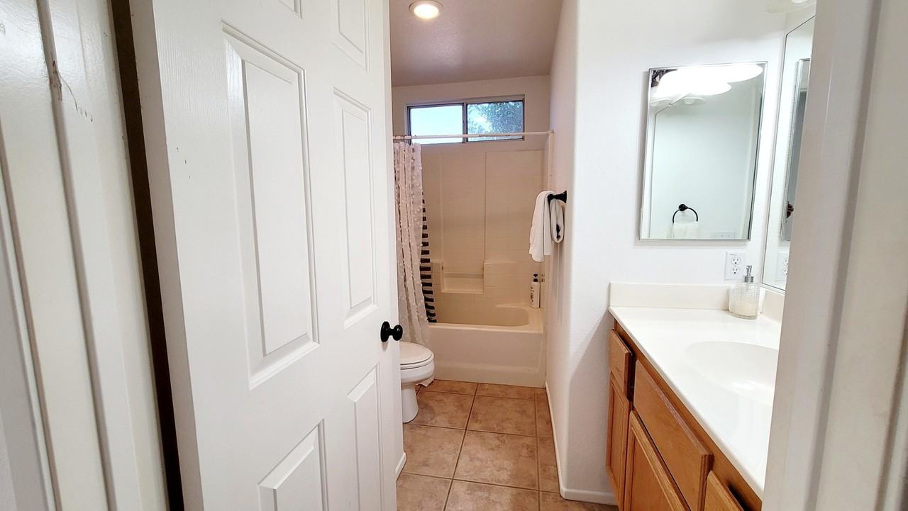 78735 Rockberry Court - Photo 4 of 20