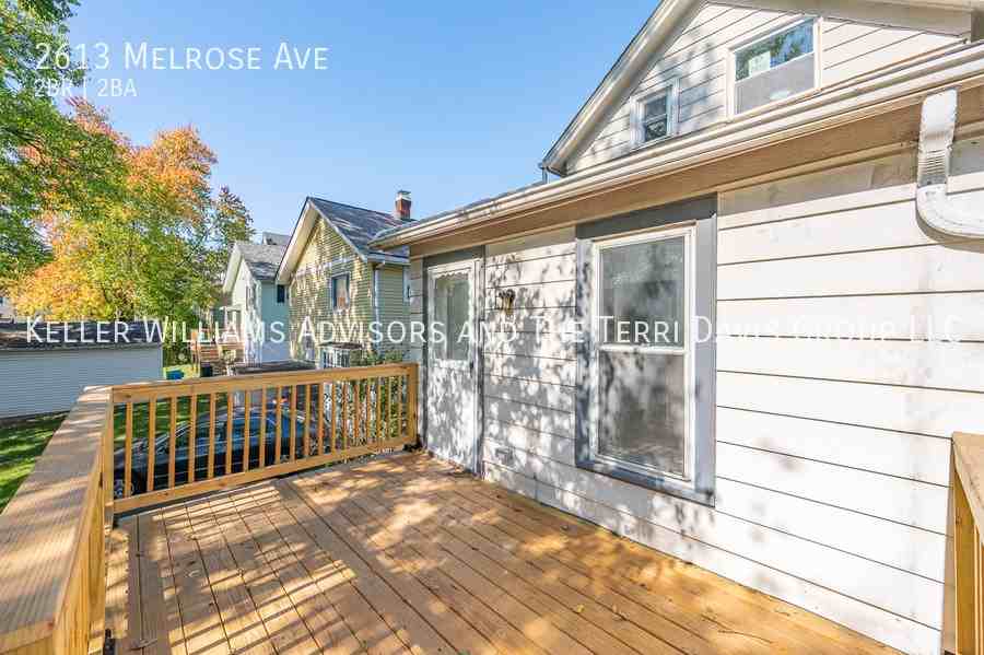 2613 Melrose Avenue - Photo 5 of 30