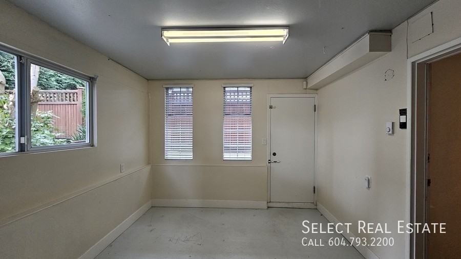 1587 Stayte Rd #B - Photo 3 of 18